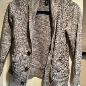 Boys Gap grey cardigan sweater. Size Medium (8)